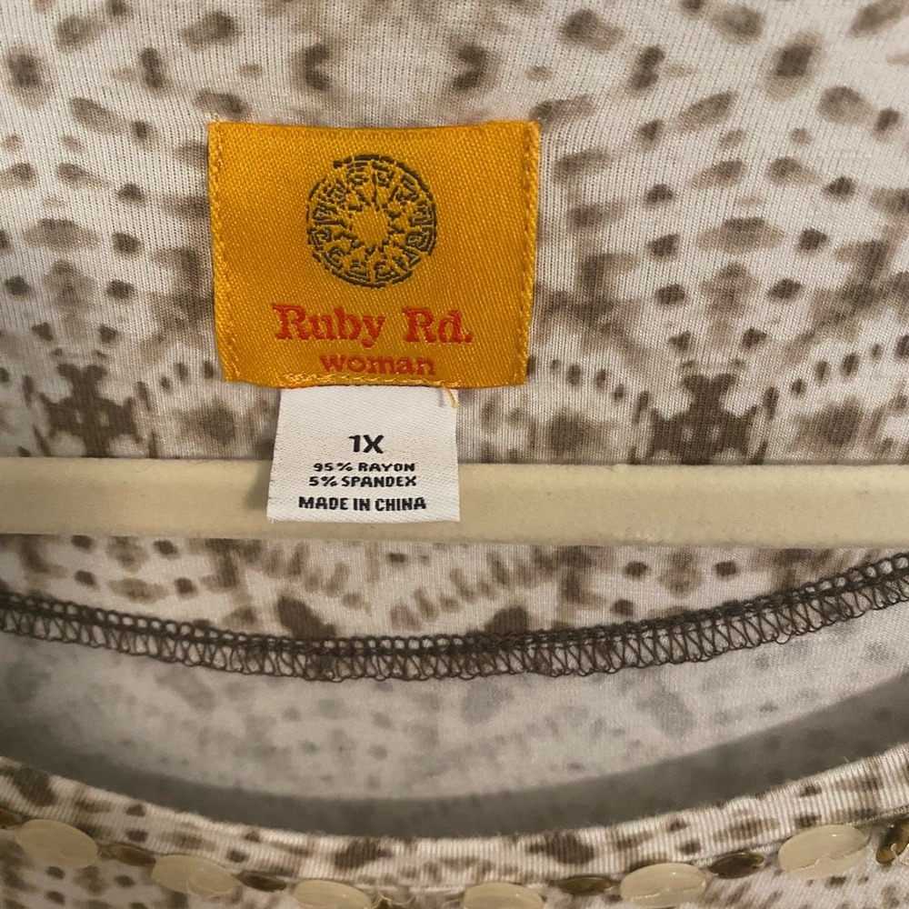 Ruby Rd. Beige and Brown Patterned Top - Picture 3 of 8
